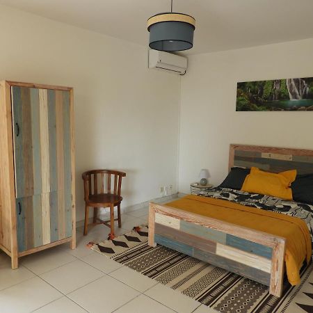 Ti Kaz A Patou, Au Coeur De L'Ile. Appartement Baie-Mahault Buitenkant foto