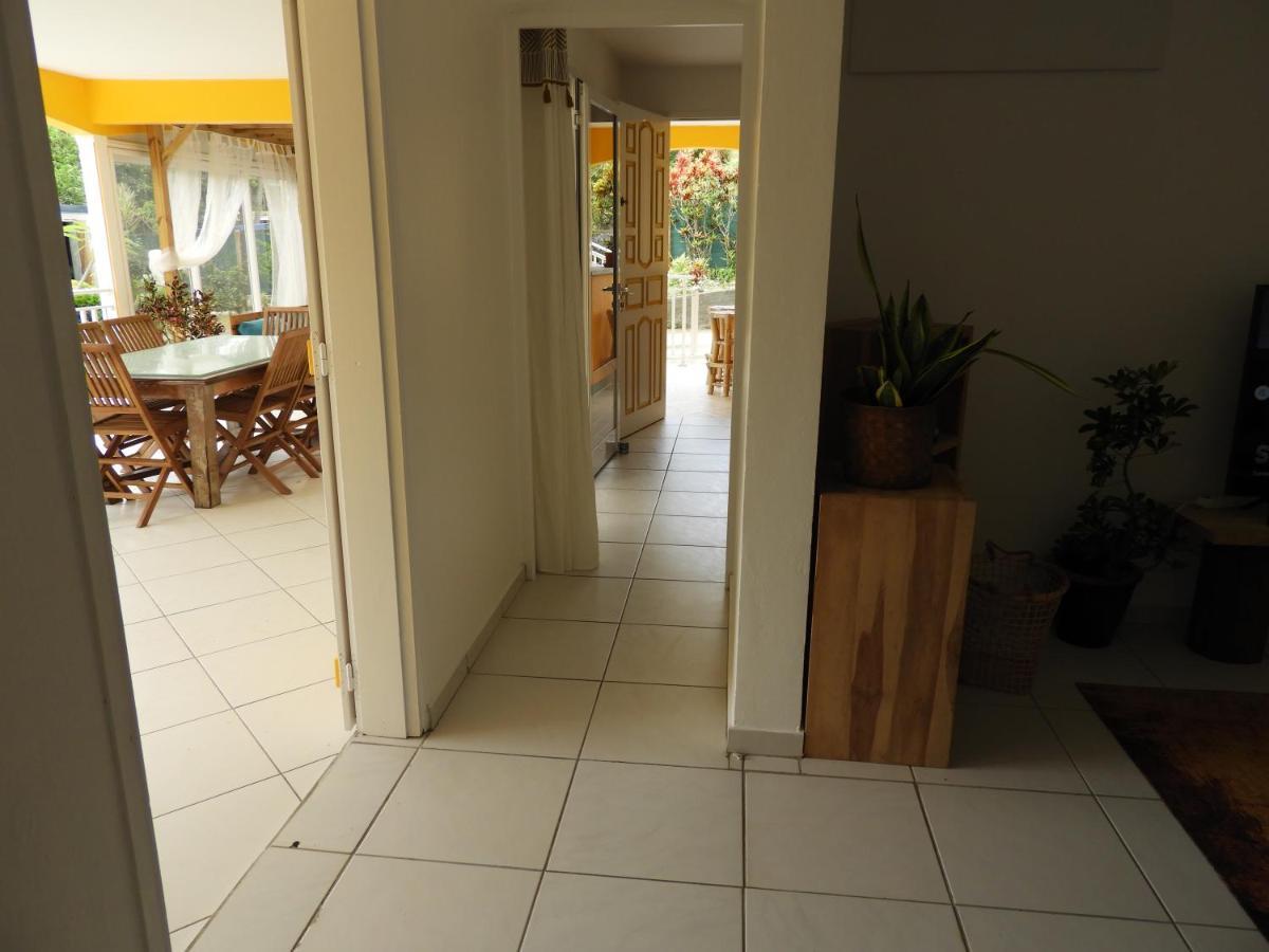 Ti Kaz A Patou, Au Coeur De L'Ile. Appartement Baie-Mahault Buitenkant foto